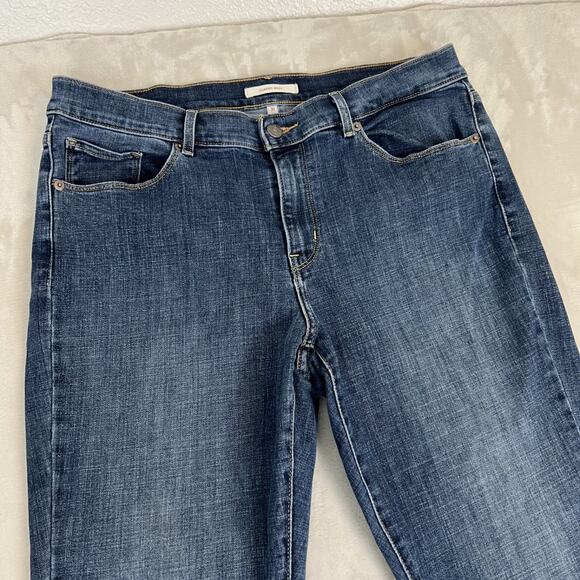 Levis Jeans Womens 31 Blue Denim Classic Boot Cut Stretch Mid Rise Preppy Casual - Picture 2 of 12